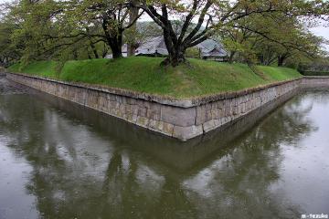 100507