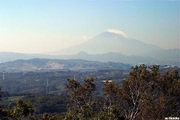 ファイル名: 121021.jpg
ファイルサイズ: 100.8KB
→クリックで元のサイズを表示 121021